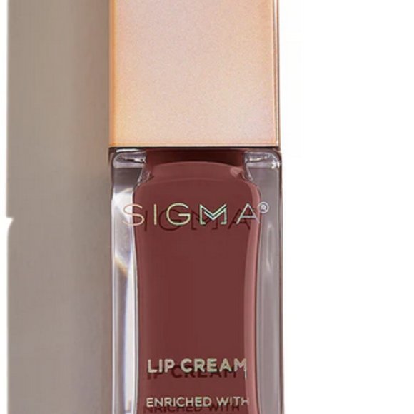 Sigma Beauty Lip Cream in Dapper - Picture 2 of 13